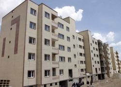 قیمت مسکن مهر مردم را همچنان به سمت خود میکشاند قیمت مسکن مهر مردم را همچنان به سمت خود میکشاند