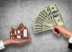 دلار می‌تازد، مسکن می‌سوزد