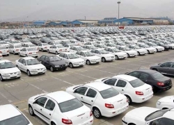 بخت‌آزمایی با دلالان برای رسیدن به خودرو