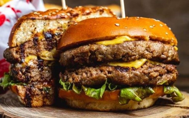 ظهور ابرغذا در اصفهان