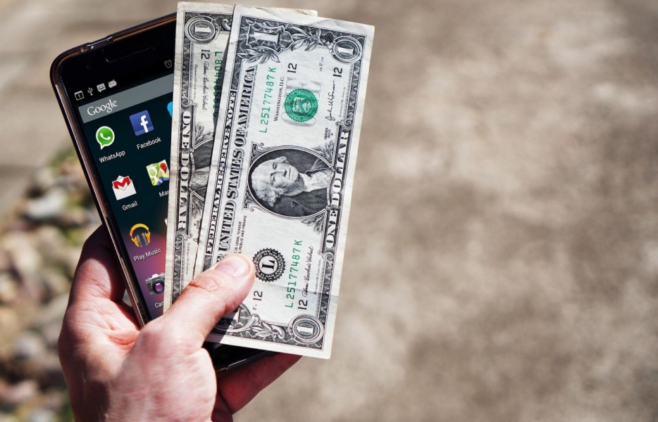 فرازوفرود موبایل با نوسانات ارز و عرضه