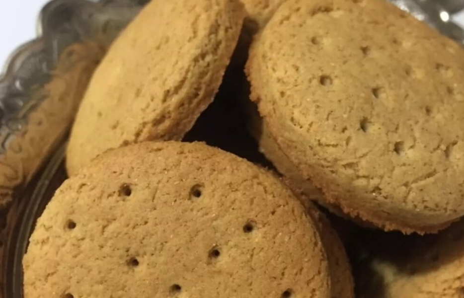 بیسکویت هم پرواز کرد!