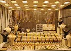 جان ‌نیمه‌جان بازار با نزولی‌شدن طلا