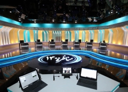 مسیر یکسان بورس و مناظره‌ها!