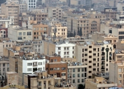 دکان بزرگمهر پررونق شد!