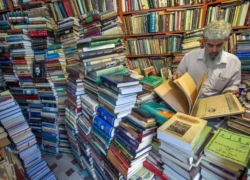 نفس بازار کتاب اصفهان کرونایی است!