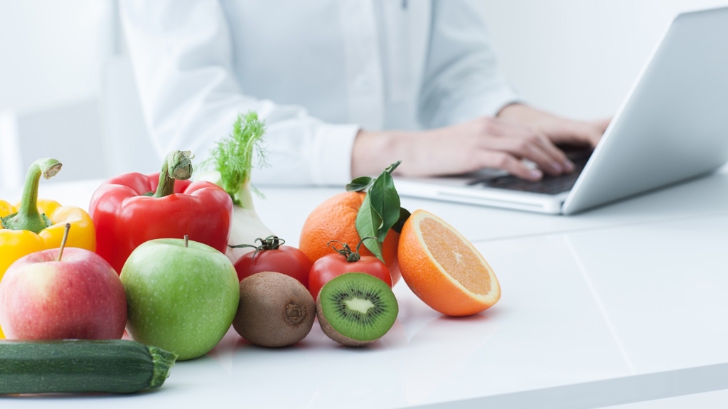 رژیم آنلاین در کنار پزشکان مجازی - اصفهان زیبا