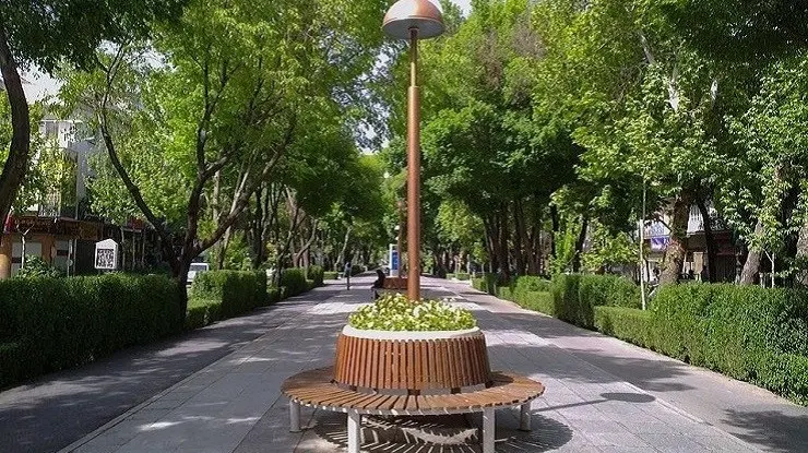چهل داستان درختان چهارباغ