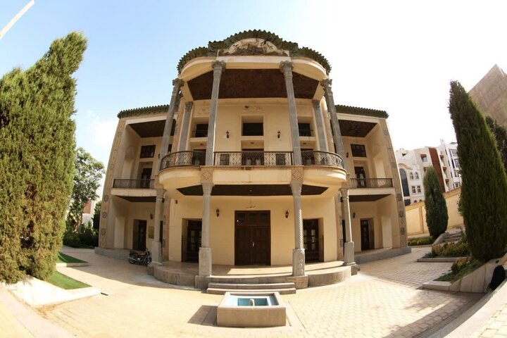 دیدار ویژه با کوشک باغ‌زرشک