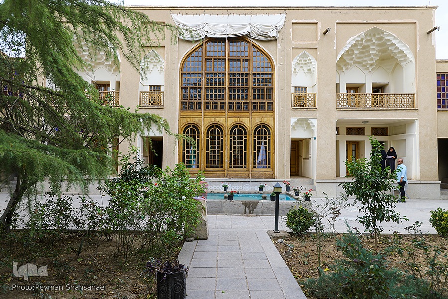 دعوت به اصفهان‌گردی در خانه شبه‌صفوی!