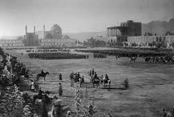 اصفهانِ دو سده پرتلاطم اصفهانِ دو سده پرتلاطم