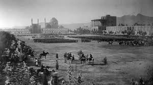 اصفهانِ دو سده پرتلاطم