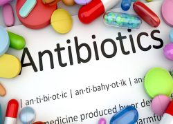 آنتی‌بیوتیک درمان آنفولانزا نیست