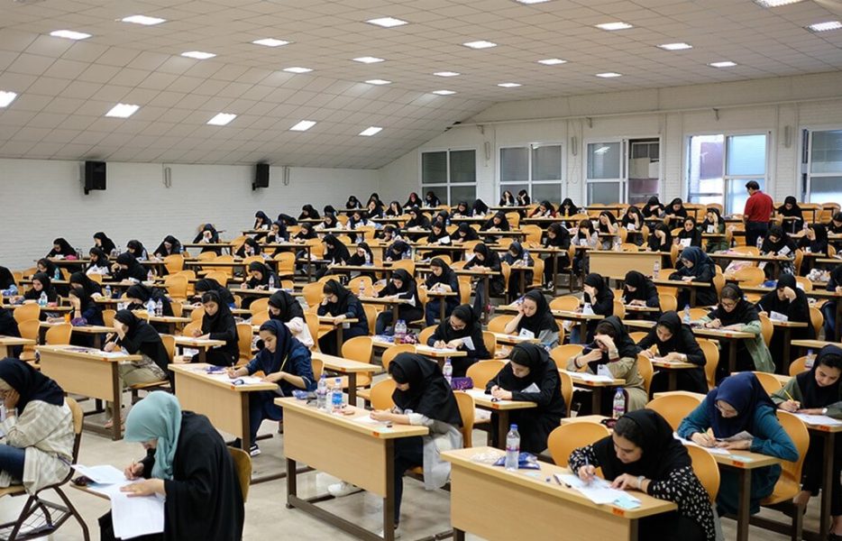 استخدام علیه سونامی بازنشستگی