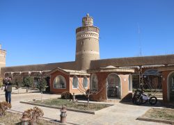 بازدید اعضای خانه مطبوعات از پروژه‌های عمرانی و خانه‌های تاریخی نجف‌آباد