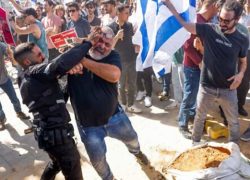هاآرتص: نصرالله اشتباه نمی‌کند که شکاف داخلی به فروپاشی اسرائیل می‌انجامد