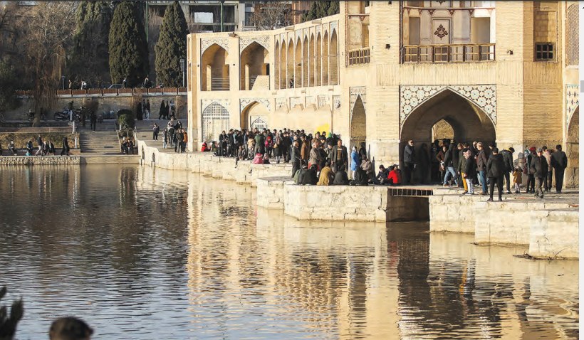 جریان دائمی زاینده‌رود راه مقابله با فرونشست - اصفهان زیبا