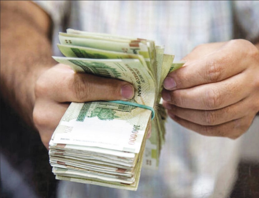 کارگران چشم‌انتظار تعیین‌تکلیف دستمزد! - اصفهان زیبا