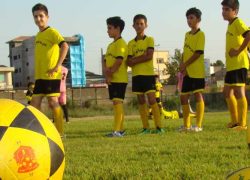 اماواگرهای فوتبال پایه در اصفهان