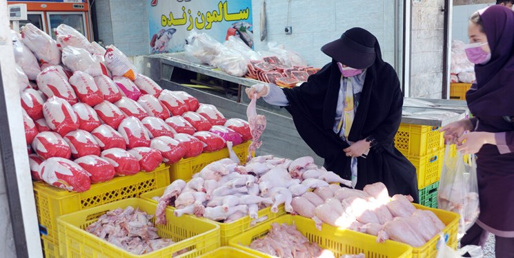 نرخ‌گذاری سلیقه‌ای در بازار مرغ‌ و تخم مرغ - اصفهان زیبا