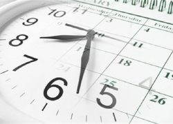 مشکل عدم تغییر خودکار ساعت گوشی‌ها به کجا رسید؟