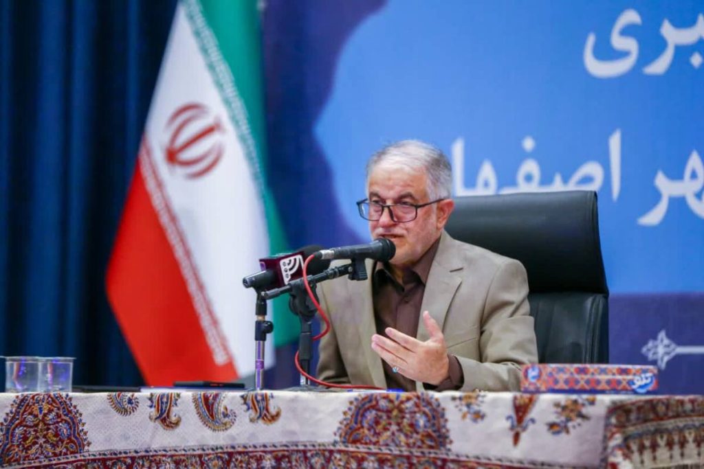 حمل و نقل عمومی ۲ دهه بدون تغییر - اصفهان زیبا
