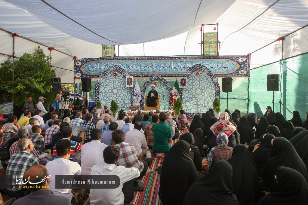 برگزاری مراسم دعای عرفه در باغ رضوان اصفهان- اصفهان زیبا