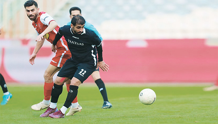 دوراهی رفتن یا ماندن اجباری!
