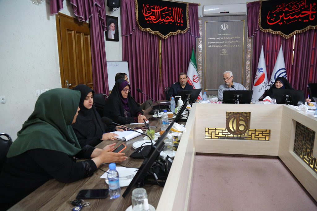 هم افزایی بانوان توانمند برای شهر زندگی - اصفهان زیبا