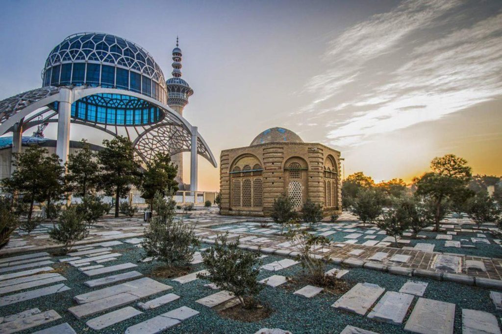 از آرامستان تا مهد فرهنگ و هنر - اصفهان زیبا
