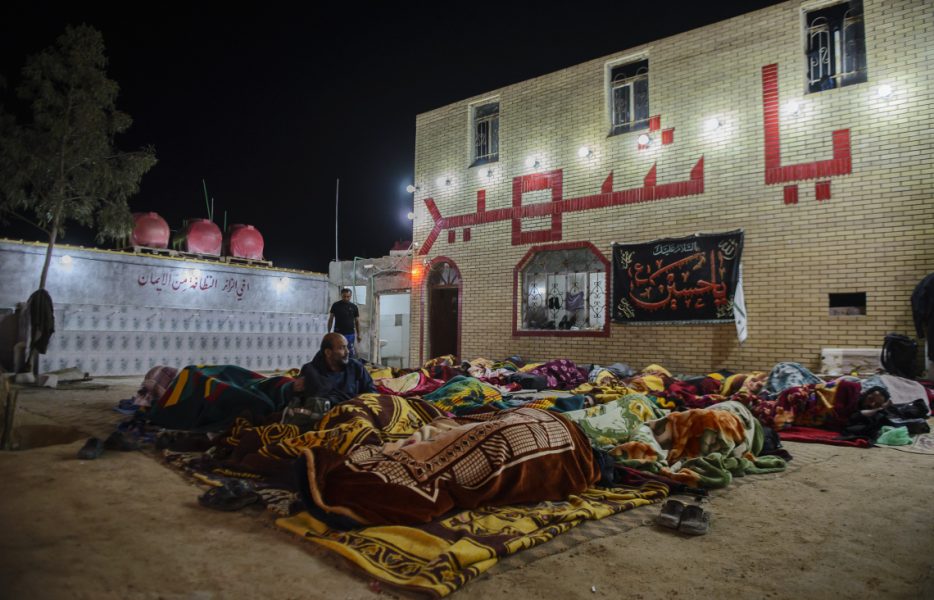 چه خوب است که درخت خانه هم در خدمت حسین(ع) باشد!