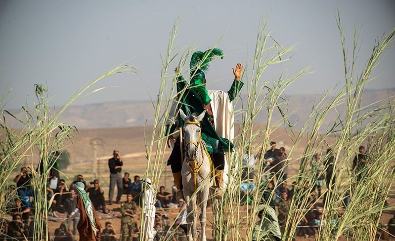 دفائن عقول