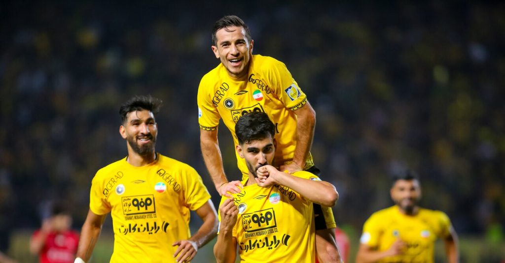 آماده‌باش سپاهان به مدعیان لیگ - اصفهان زیبا