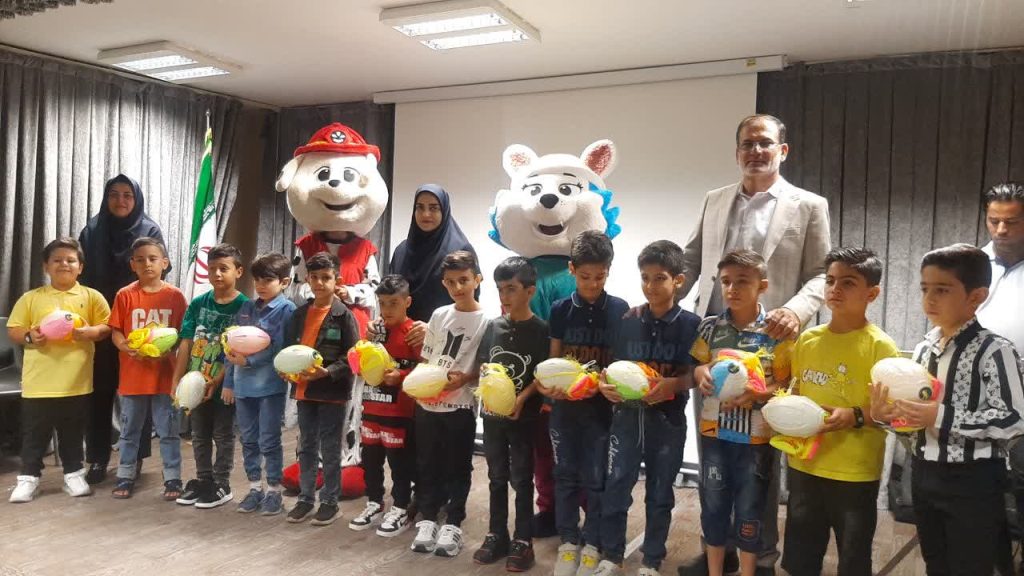 رزمنده دیروز؛ هم‌بازی کودکان امروز - اصفهان زیبا