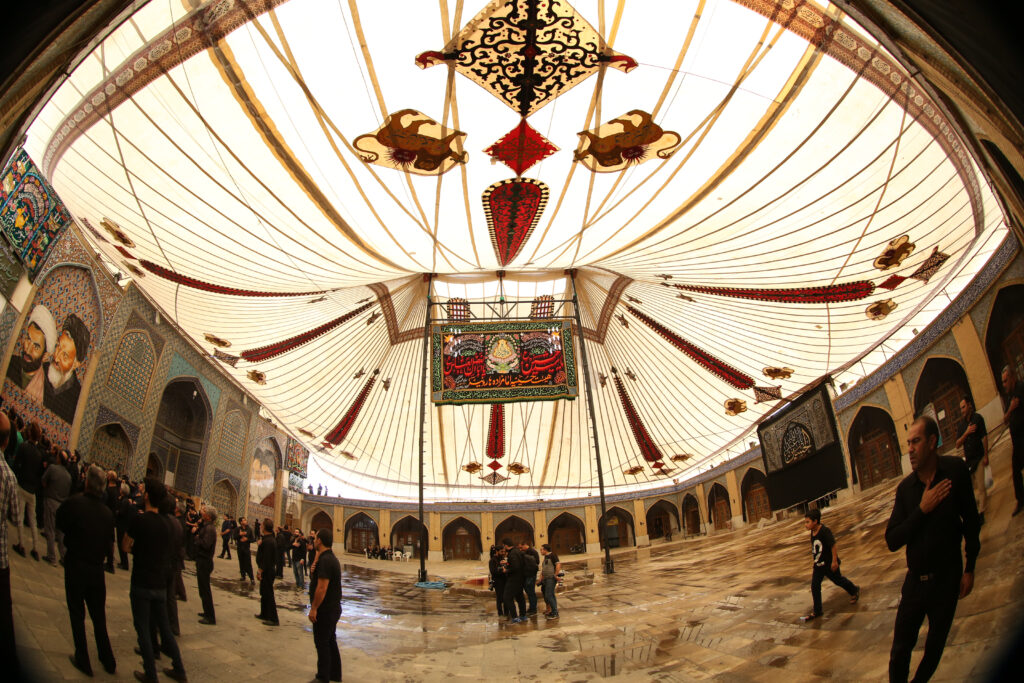 سلوک گردشگرانه در شهر - اصفهان زیبا