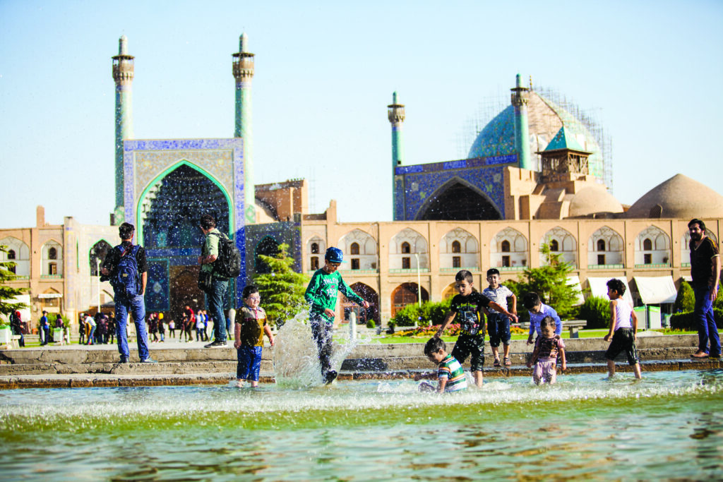 اصفهان شهر افسانه‌ها و اسطوره ها