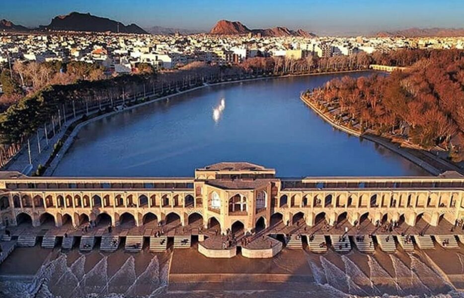 در جست&zwnj;وجوی تاریخ اصفهان&zwnj;زیبا