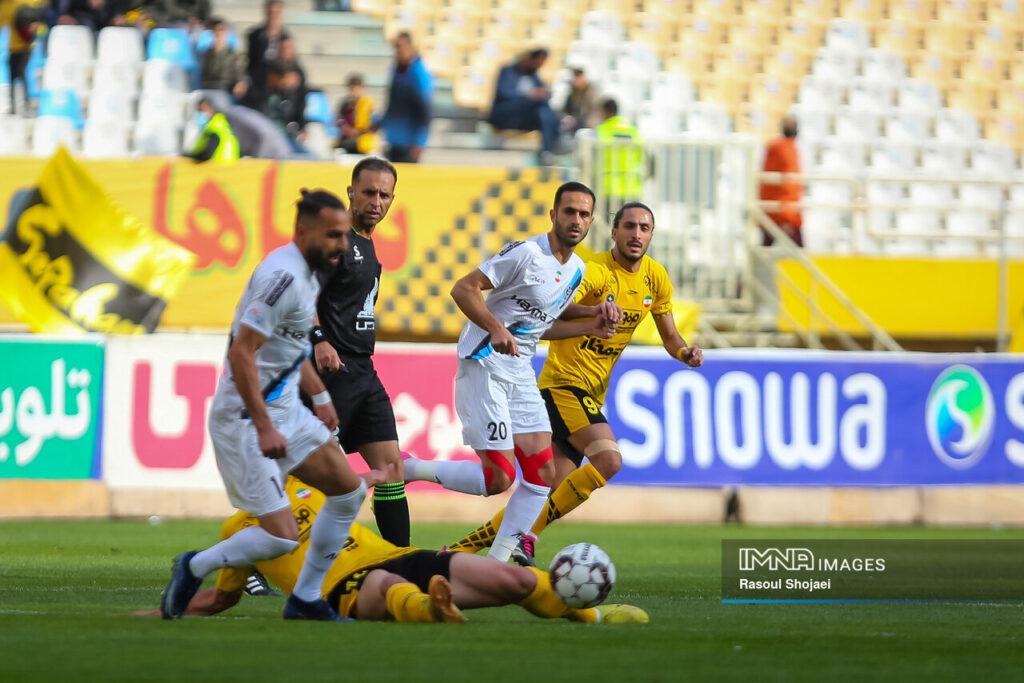 سپاهان اسیر ویروس ناکامی - اصفهان زیبا