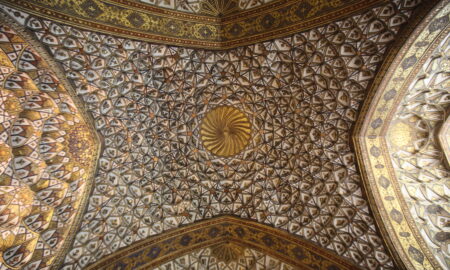 انگاره کوچک از نگاره بزرگ اصفهان