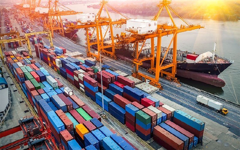 خوانشی بر یک گزارش از چالش&zwnj;های فعالان اقتصادی اصفهان