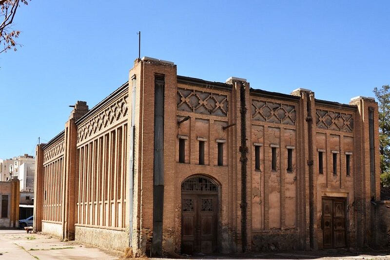 نیم‌رخ ریسباف