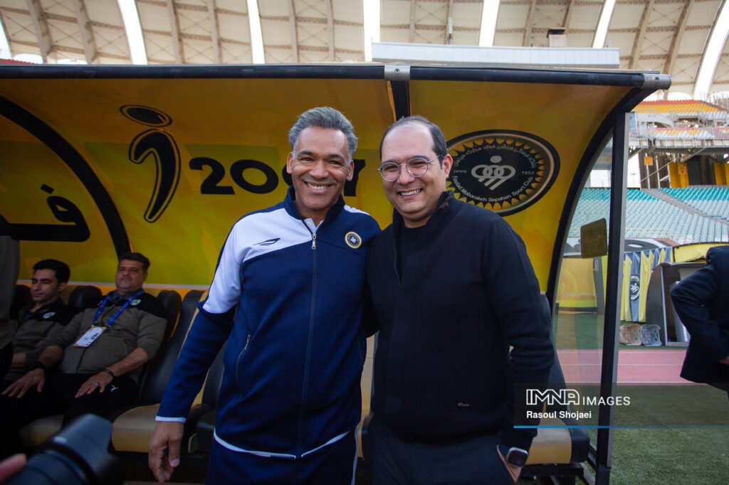 هم هستند و هم نیستند! - اصفهان زیبا