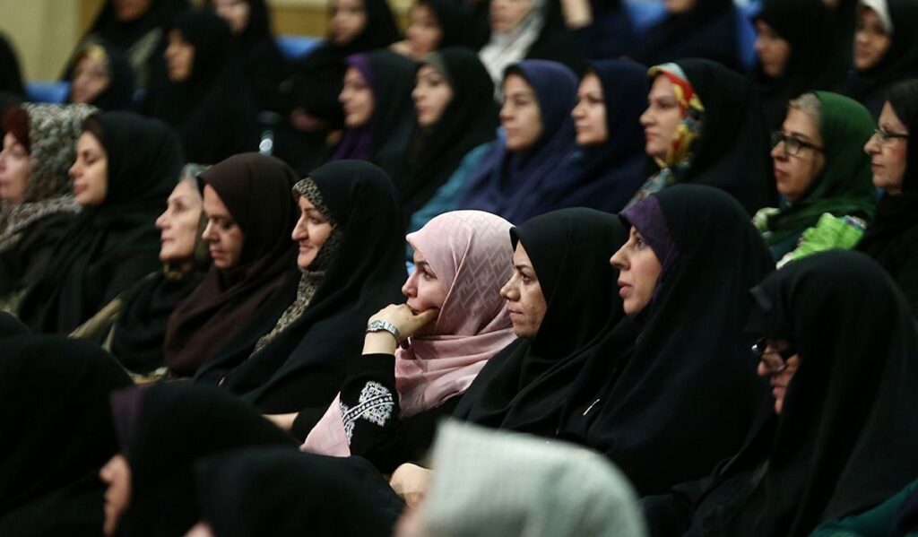 زنان در هزارتوی دولت‌ها - اصفهان زیبا