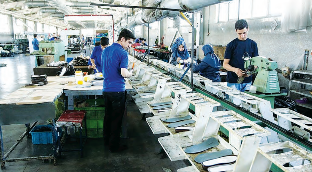 زمستانِ کسب‌وکارها در تابستان - اصفهان زیبا