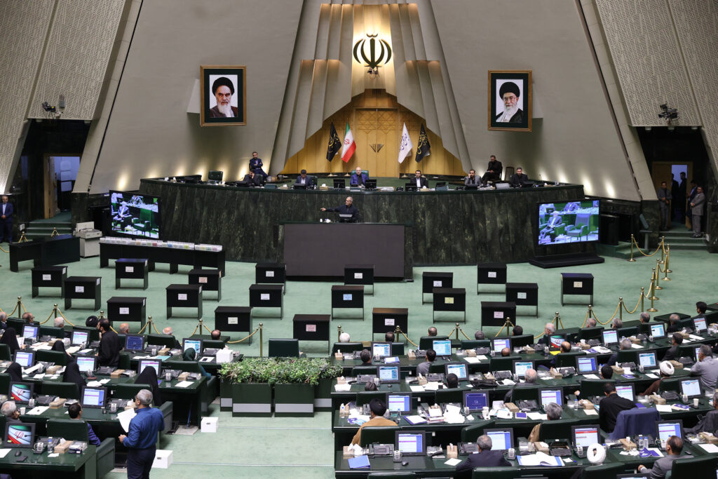 همگرایی دو قوه درسایه رأی اعتماد به کابینه - اصفهان زیبا