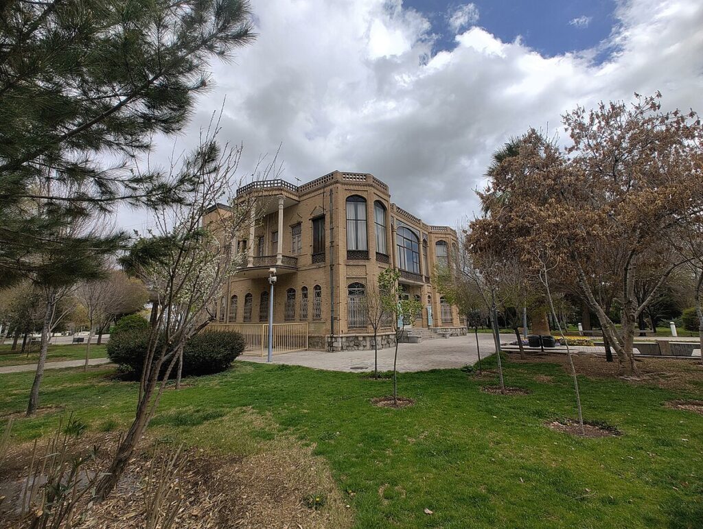 هنر در خانه هنرمندان - اصفهان زیبا