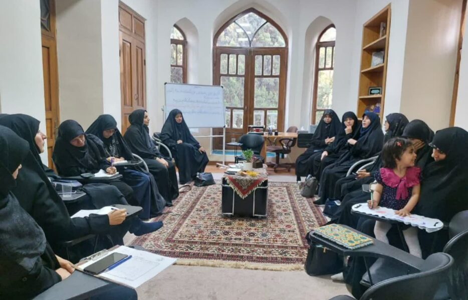 مسیر الگوی سوم زنان هموارتر از قبل