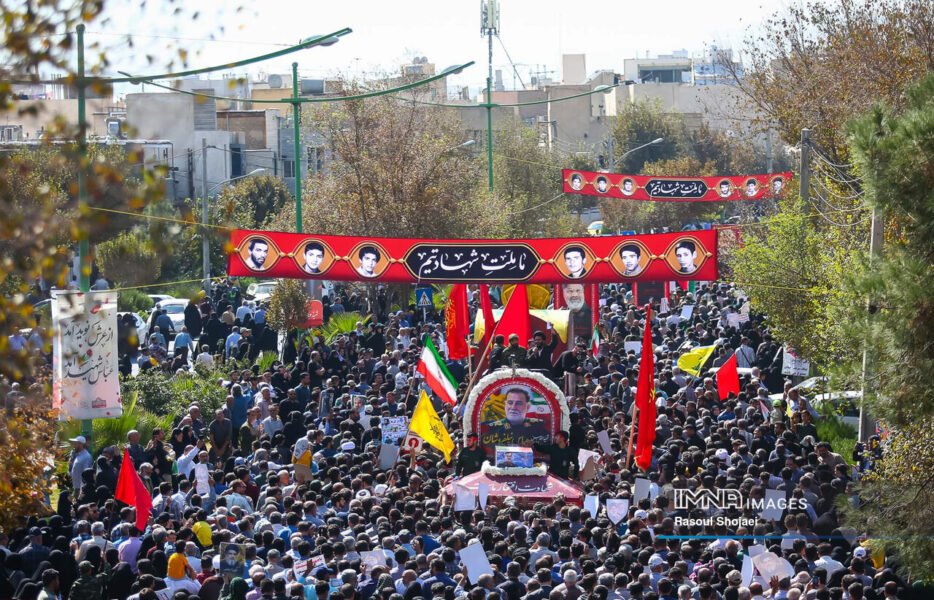 اینجا اصفهان است؛ اصفهان سرافراز!