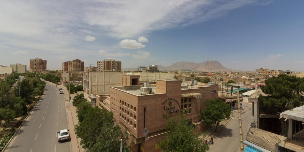 خدمات خادم‌یاران به بابوکانی ها - اصفهان زیبا