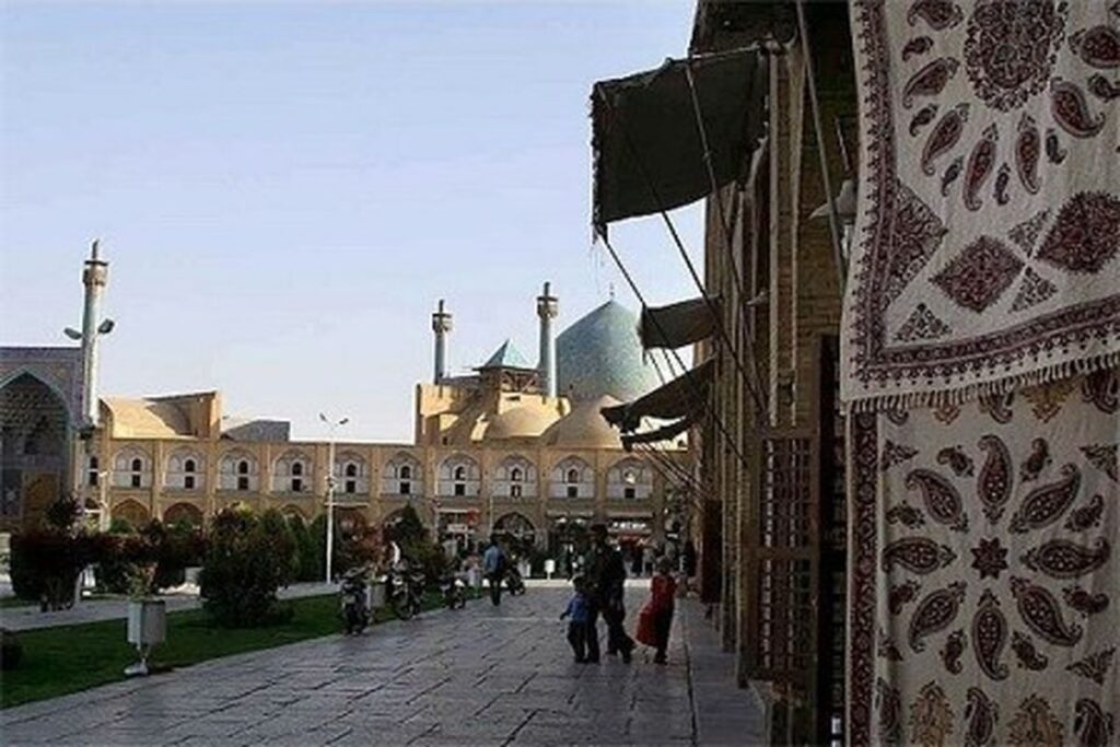 حلقه مفقوده راهبردهایتوسعه گردشگری - اصفهان زیبا